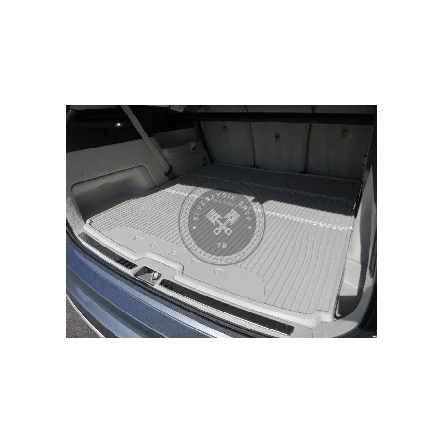 Volvo gyári alkatrészek, Volvo 31414726 XC90 II. bézs csomagtértálca