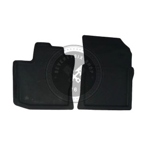 Dacia gyári alkatrészek, Dacia 8201149591 2 db-os Novestra gumiszőnyeg készlet.